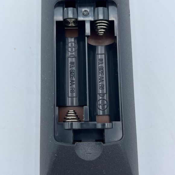 Sony RM-Y913 TV Remote Control OEM Model W/ Battery Cover Tested Very Good Cond - Picture 4 of 4